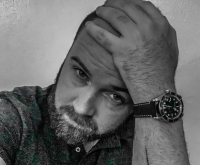 Vincent O'Reilly headshot-website thumbnail.png
